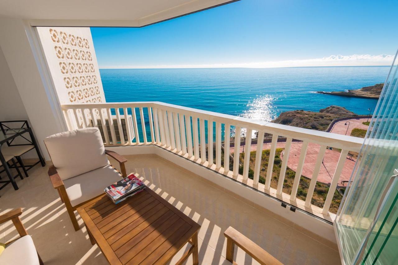 Room In Apartment - 1St Line Top Floor Apartment Carrer del Mar Bagian luar foto